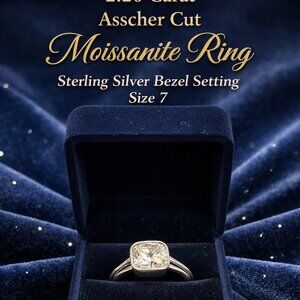 Lab Created Moissanite Ring | 2.20ct Asscher Cut | Sterling Silver | Size 7 Mini